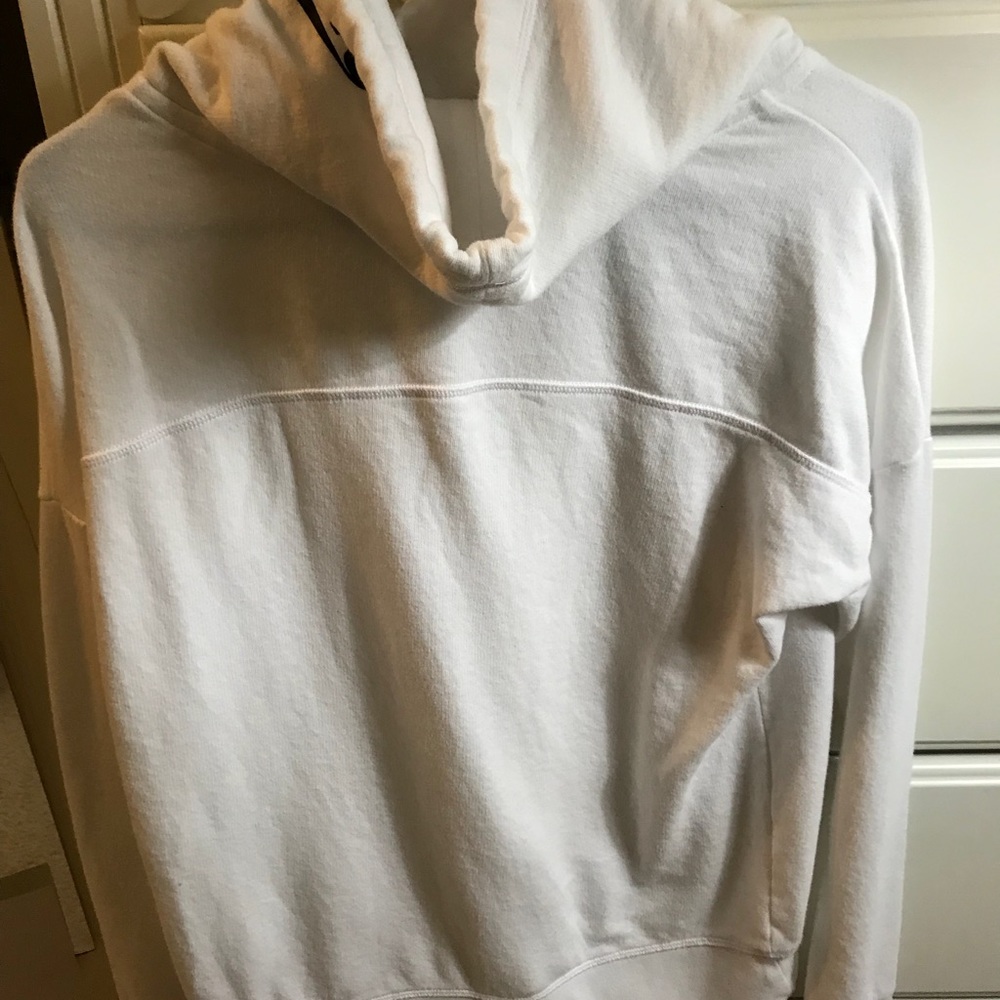 Pink sweater - Picture 2 of 3